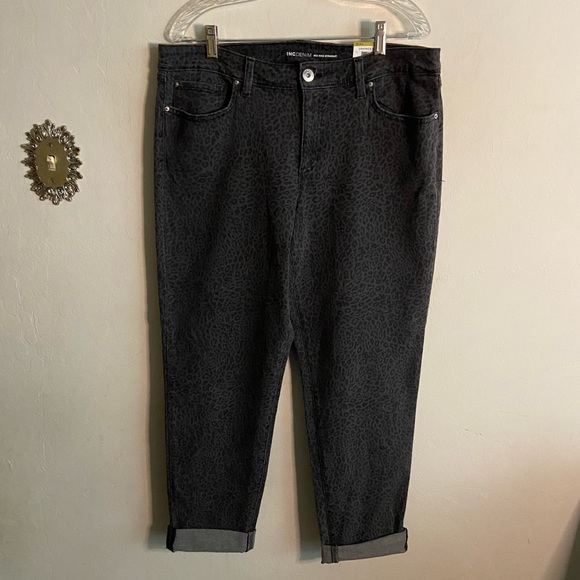 I.N.C Denim Mid Rise Core Denim Straight ✨Brand New✨ - Picture 1 of 8